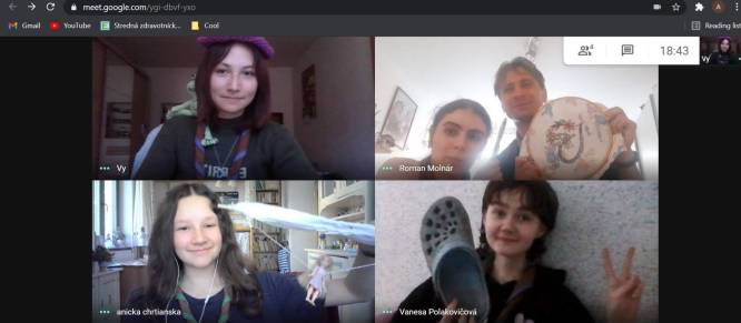 Družina Jašteričky