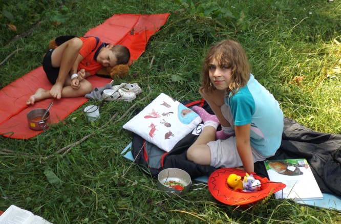 Výzva 12 hodín na jednom mieste Výzva 12 hodín na jednom mieste