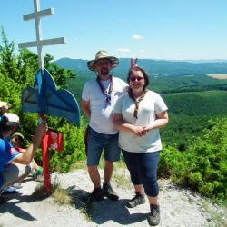 2021 07 rosa knazi stol