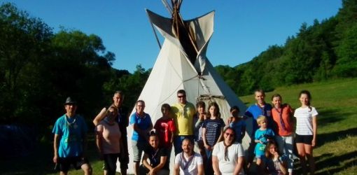 2021 rosa knazi stol